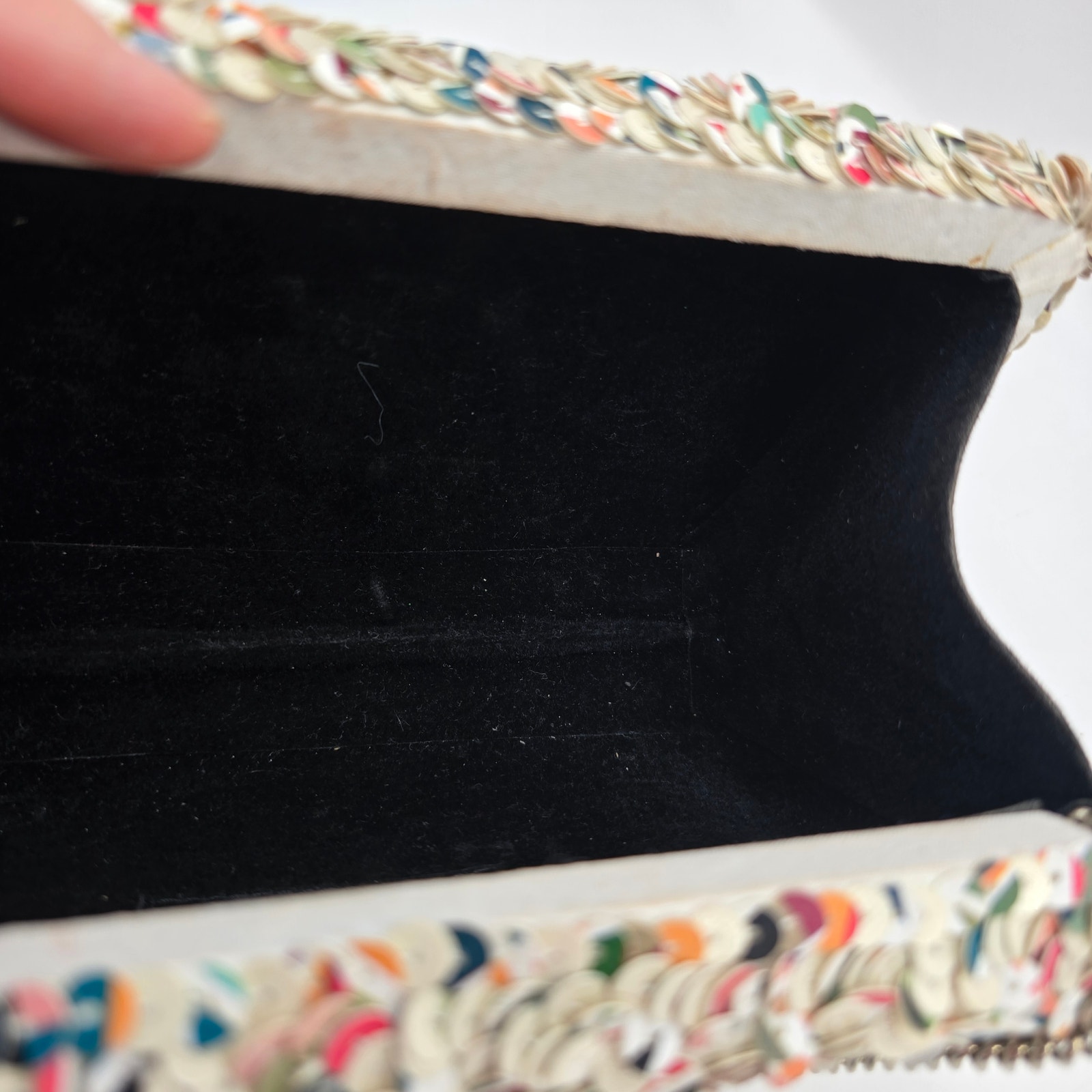 Simitri Confetti 2.0 Kitsch Clutch Crossbody Bag Party Hand-Embroidered Sequins — image 4 of 8
